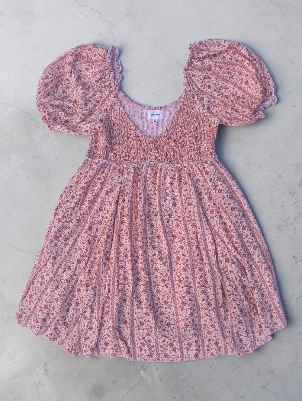 Heyson Smocked Puff-Sleeve  Women's Dress in Dusty Pink/Burgundy - Med
